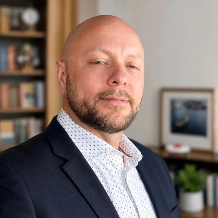 Portrait d’Adrien Bétourné, président de BBX Media.